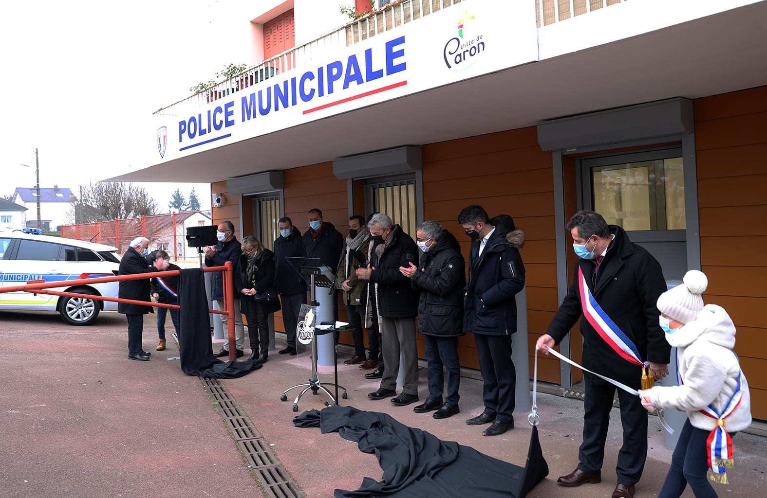 Image inauguration poste de police